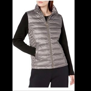 NWT Calvin Klein Performance puffer size S